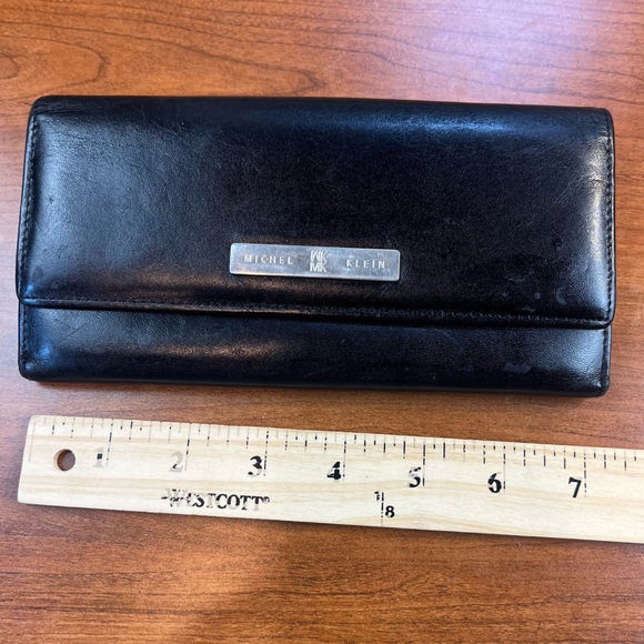 Vintage Michel Klein Black Leather Wallet Card Slots Zip Pouch Bill Fold - Picture 1 of 16